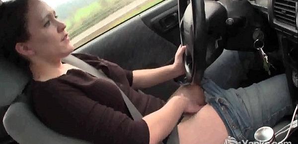  Yanks Beauty Lou driving and rubbing her wet pussy